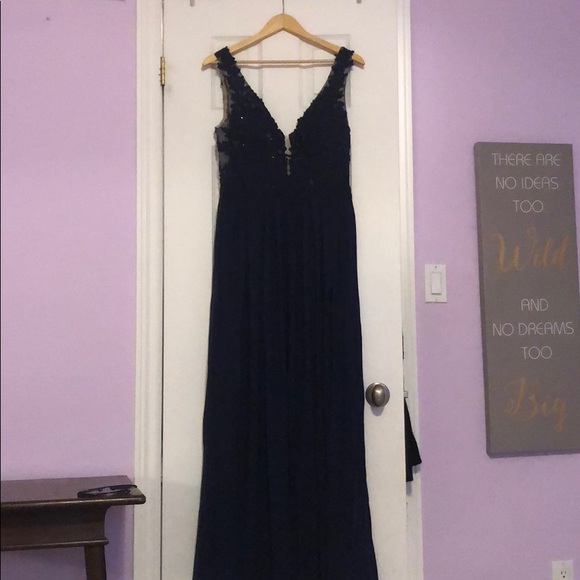 Sherri Hill Dresses & Skirts - Beautiful Sherri hill dress worn once for prom